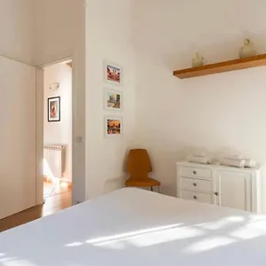 Independent House With Private Patio In , Roma Italia
